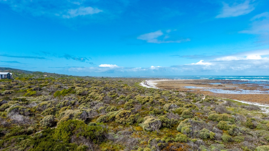 6 Bedroom Property for Sale in Suiderstrand Western Cape